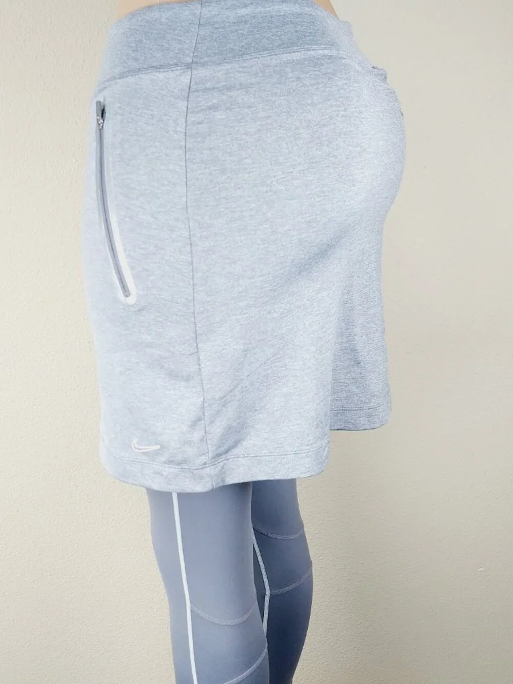 Nike Women's Gray Waistband 2-In-1 Athletic Performance Golf Capri Size S